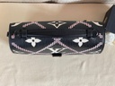 Pochette Metis Embroidery schwarz