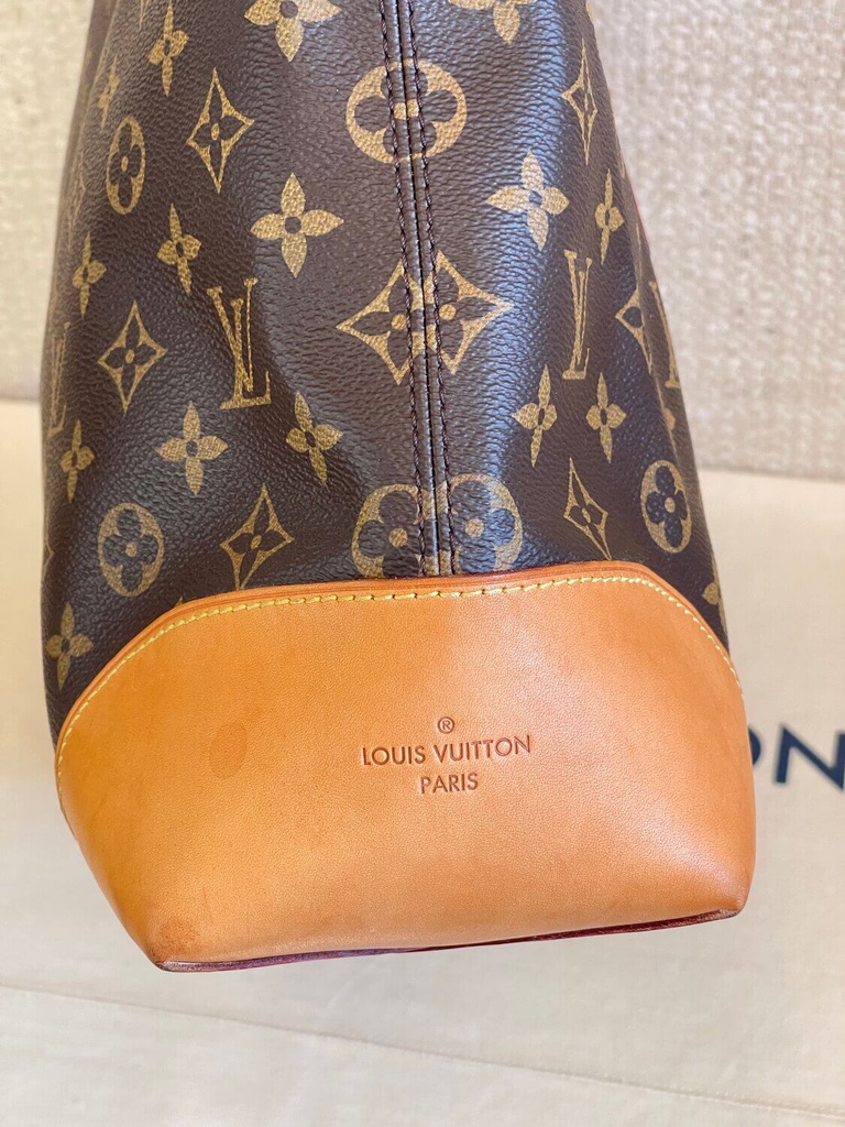 100% Original Louis Vuitton Berri MM Monogram Preloved Designer