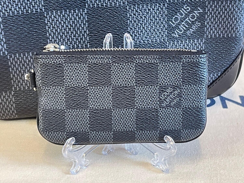 Trio Messenger Bag