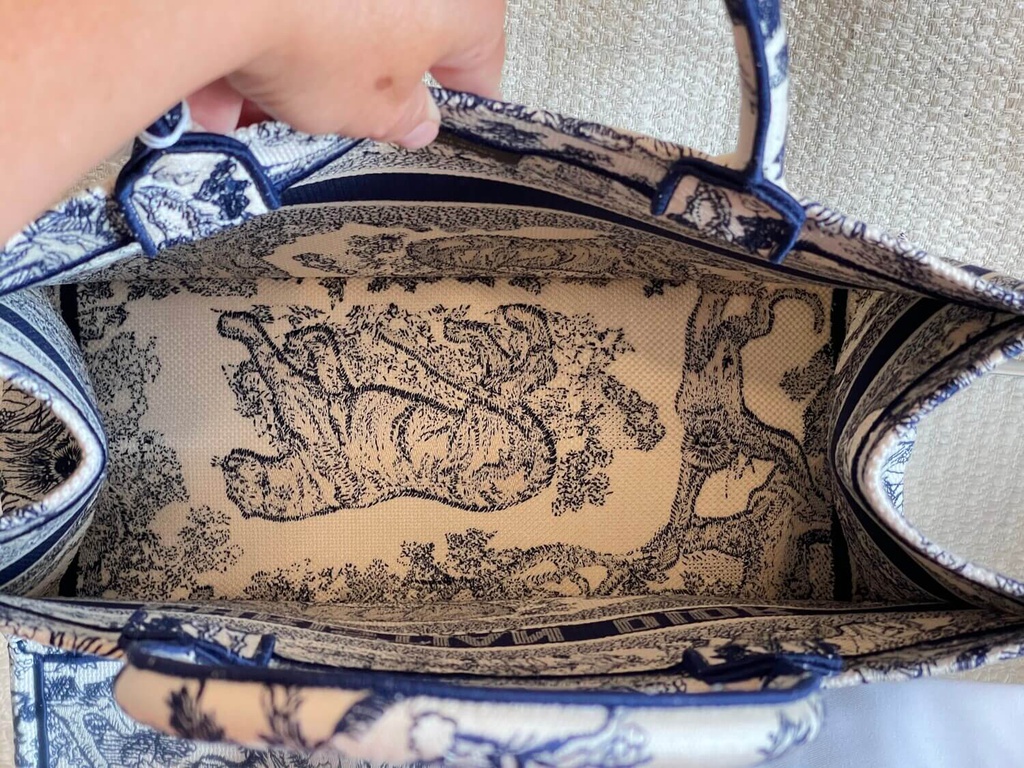 DIOR Book Tote Toile de Jouy Embroidery Medium