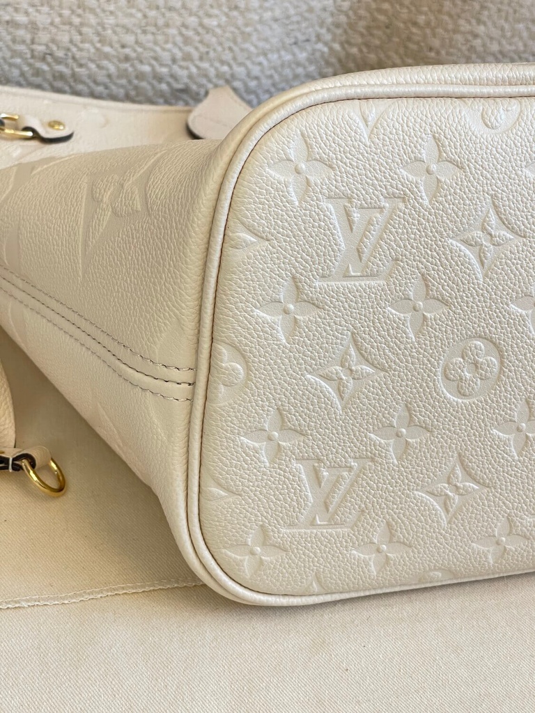 Neverfull MM Empreinte creme