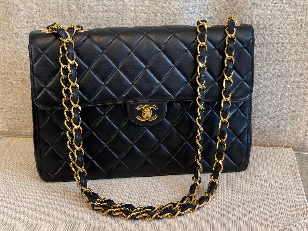 Chanel Vintage Jumbo Flap bag