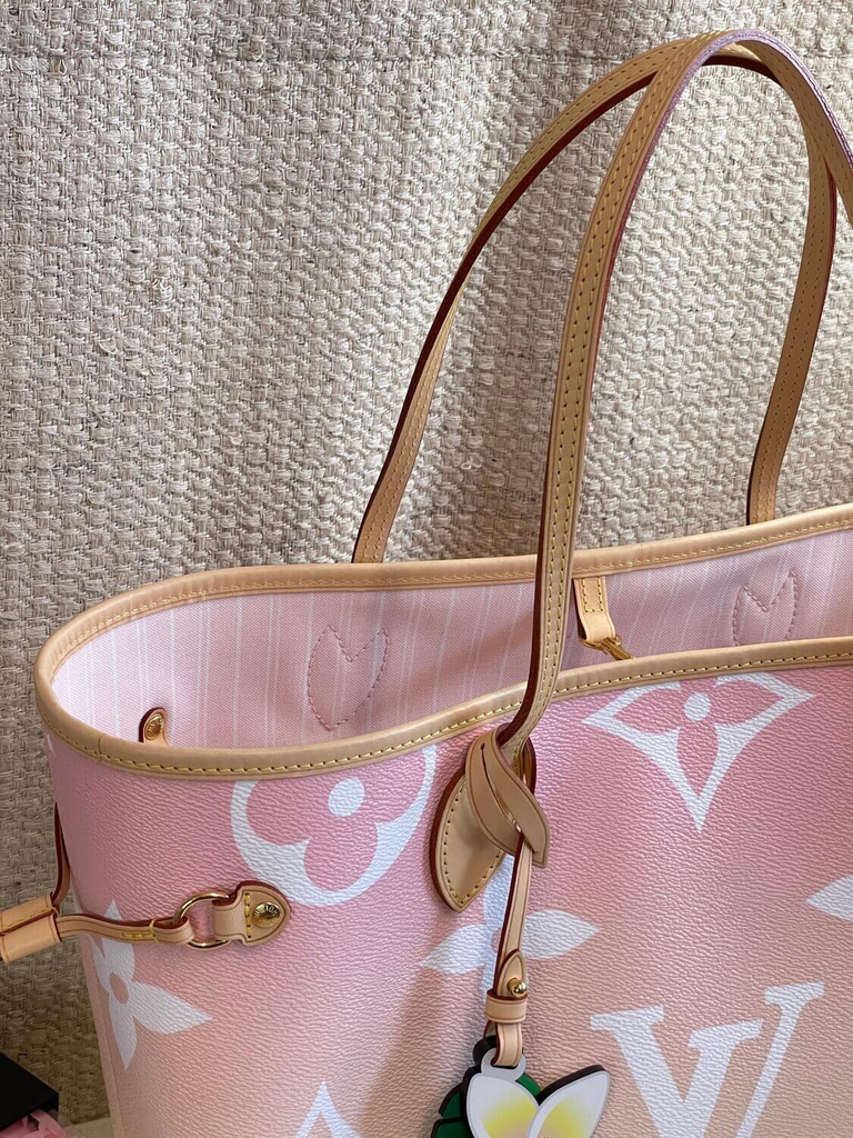 Neverfull MM Limited Edition By The Pool