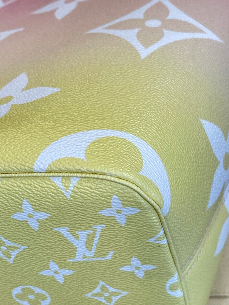 Neverfull MM Limited Edition By The Pool