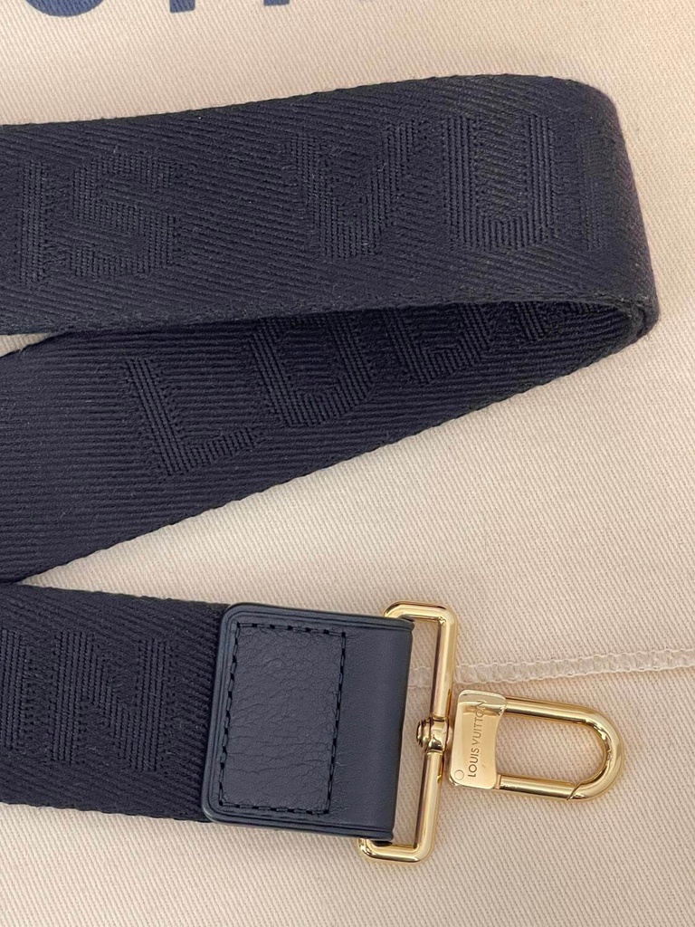 Utility Crossbody Leder