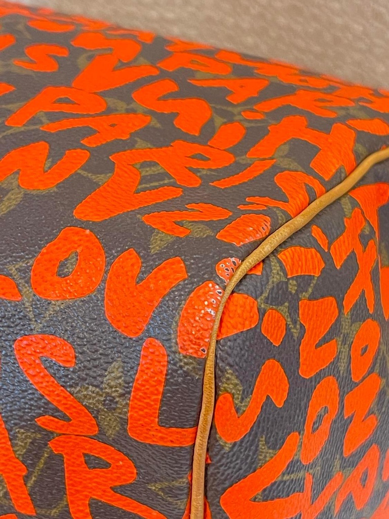 Speedy 30 Graffiti orange