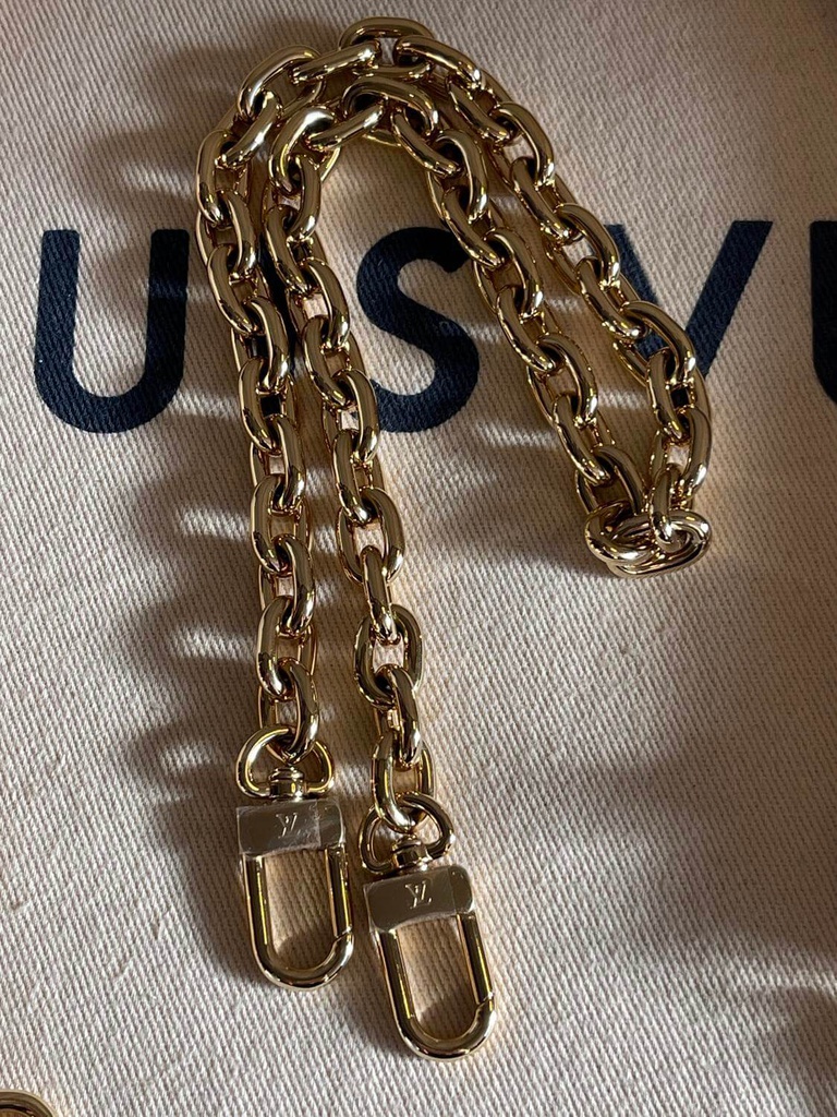 IVY Wallet on Chain bag