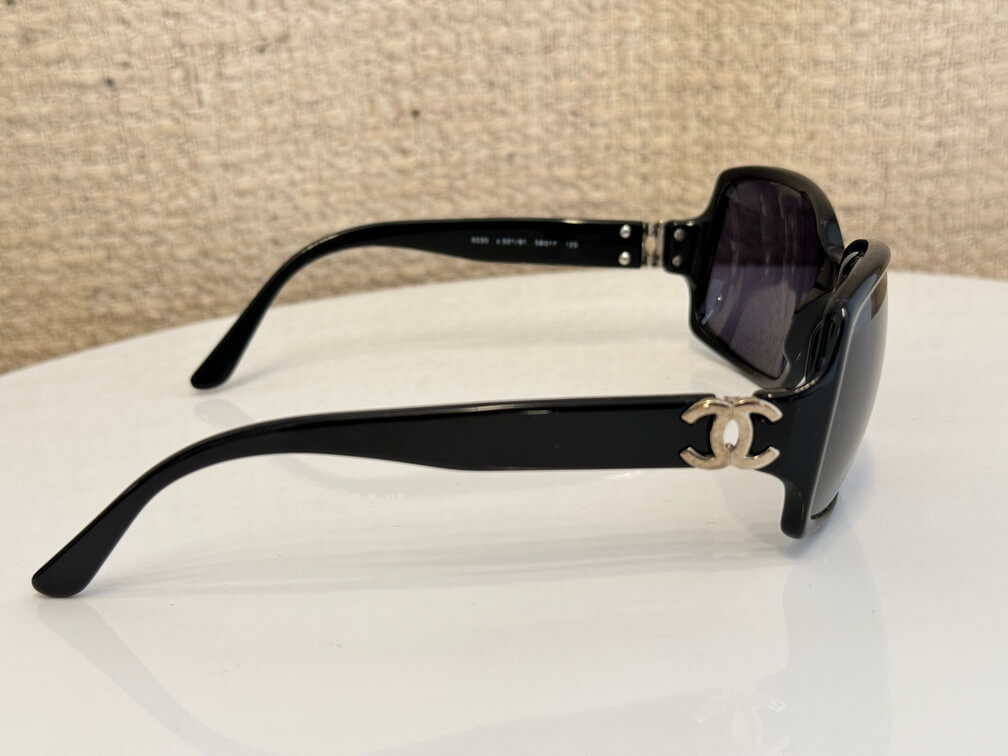 Chanel Sonnenbrille schwarz