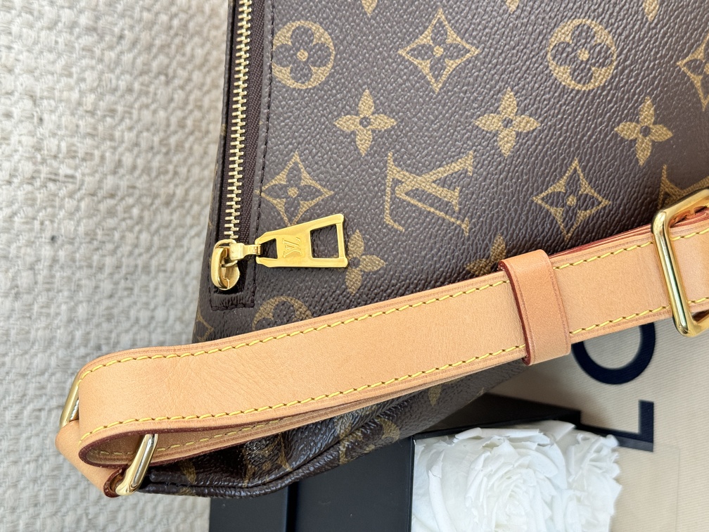 Bumbag Monogram