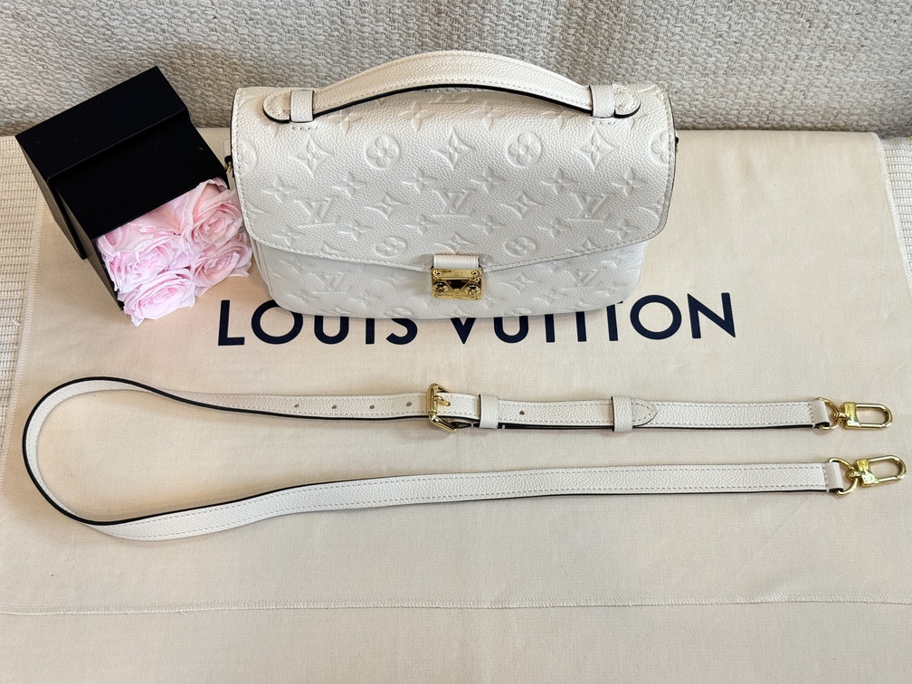 Pochette Metis Empreinte creme