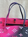 Neverfull MM Spring in the City Midnight fuchsia