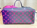 Neverfull MM Spring in the City Midnight fuchsia