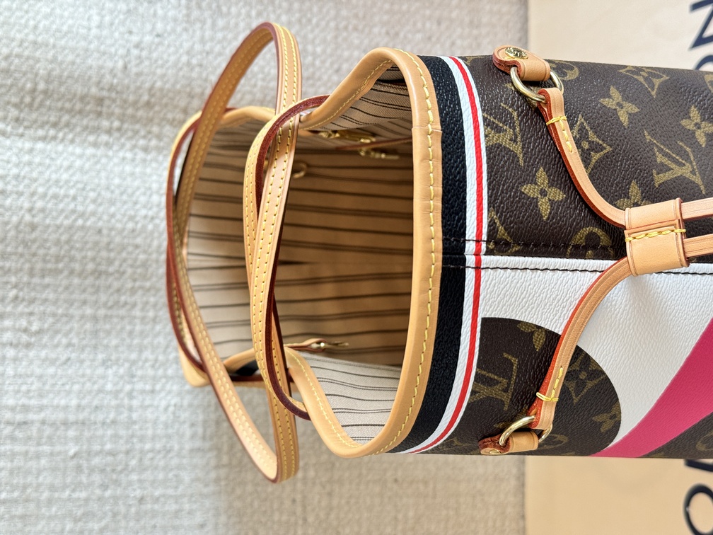 Neverfull MM Monogram GAME ON