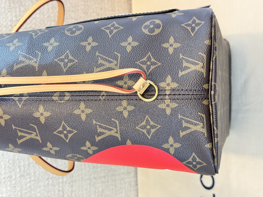 Neverfull MM Monogram GAME ON