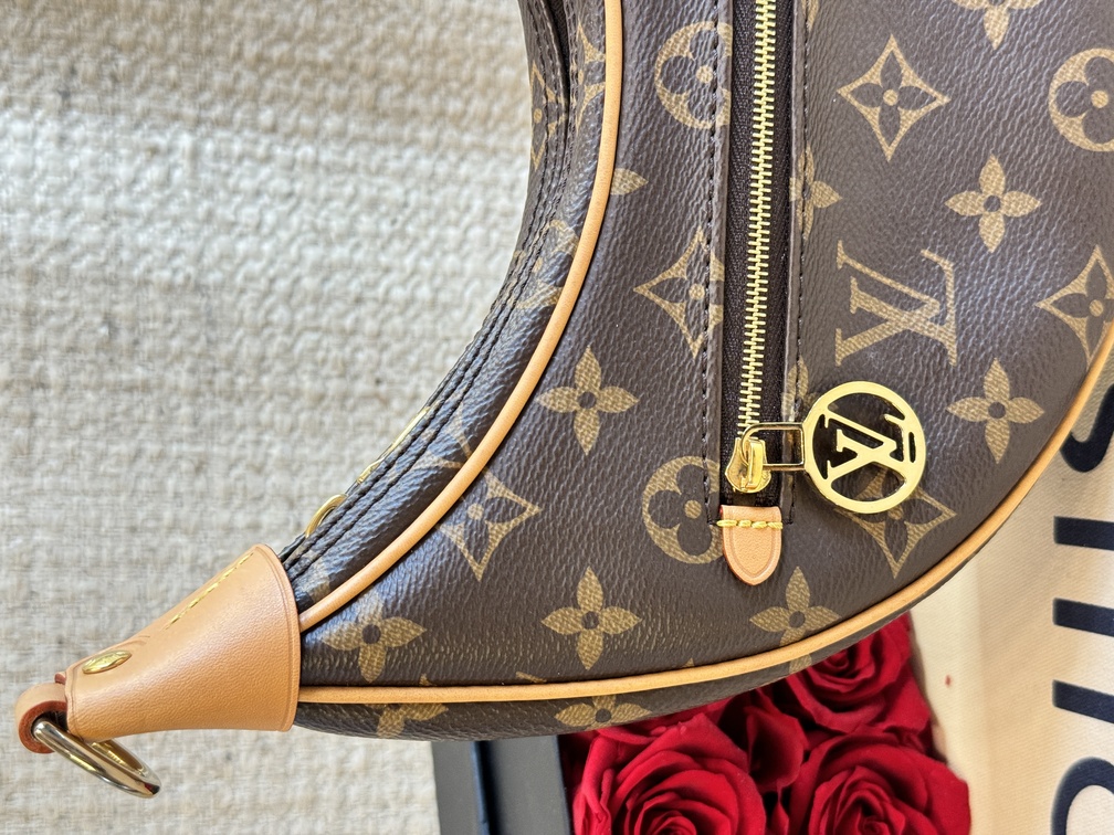 LOOP Monogram