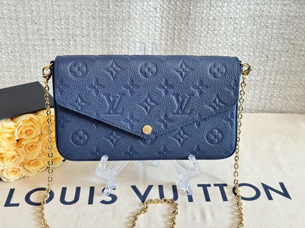 Felicie Pochette Empreinte Navy