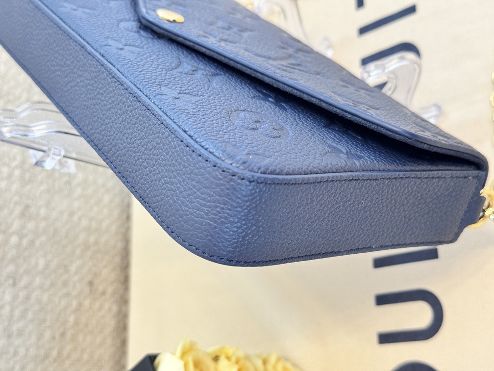 Felicie Pochette Empreinte Navy