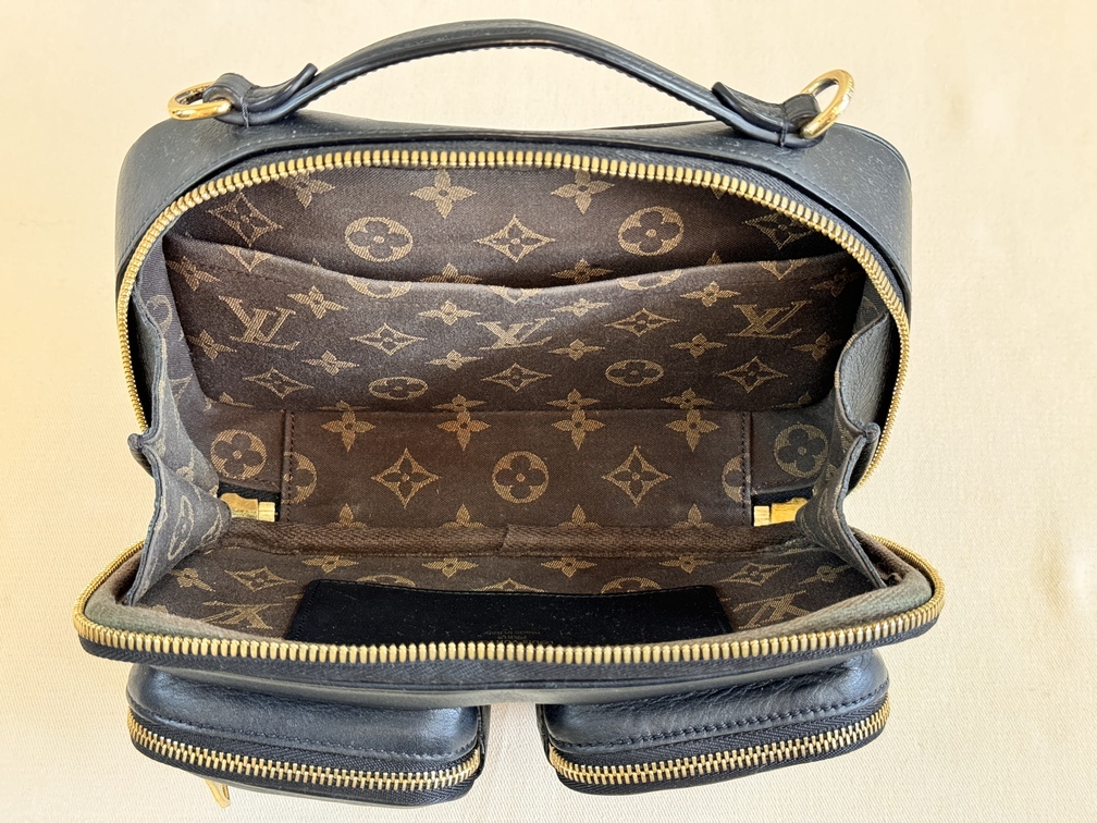 Utility Crossbody Leder schwarz