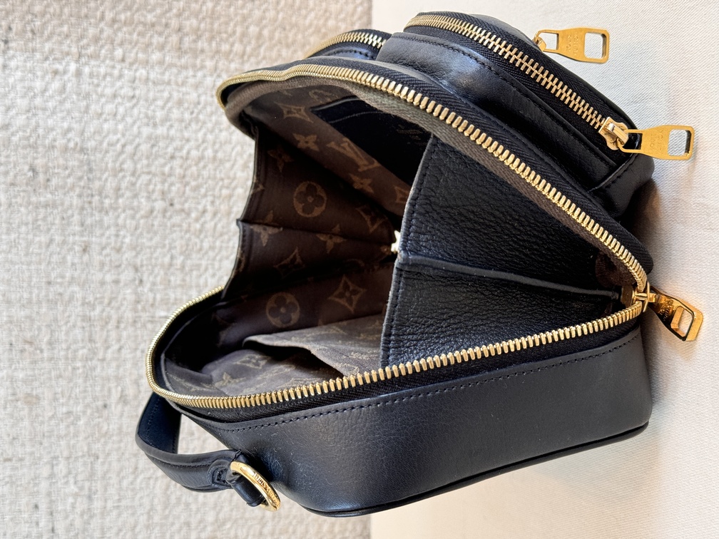 Utility Crossbody Leder schwarz