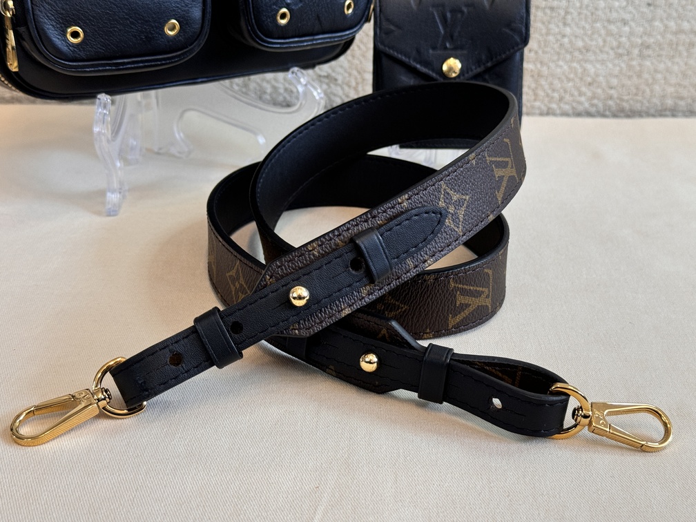 Utility Crossbody Leder schwarz