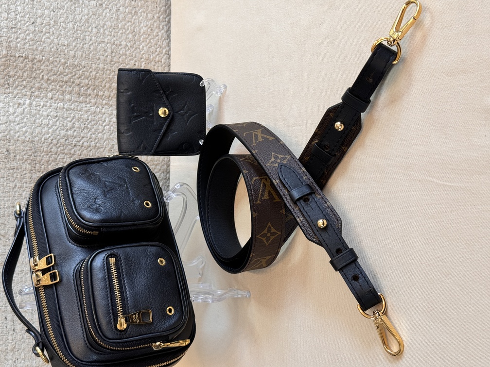 Utility Crossbody Leder schwarz