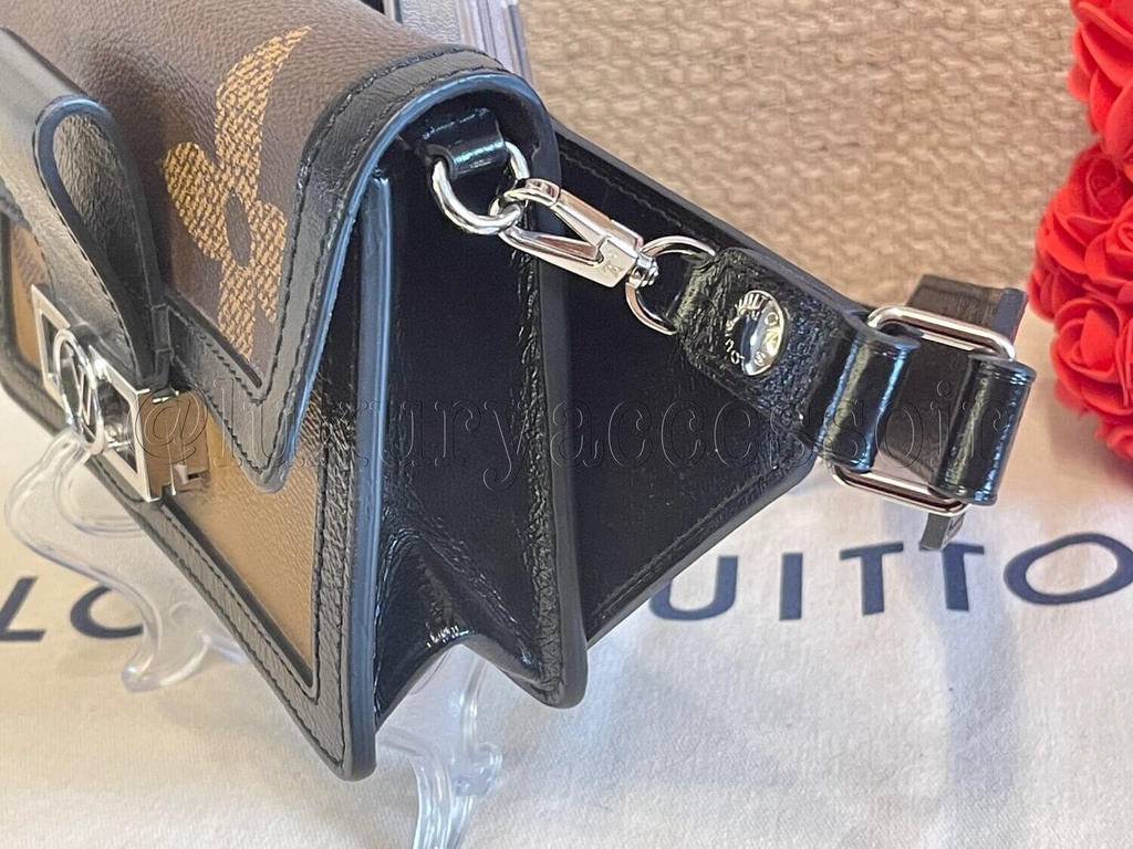 Louis Vuitton Brown Monogram Giant Reverse Dauphine Bumbag Belt Bag Louis  Vuitton | The Luxury Closet