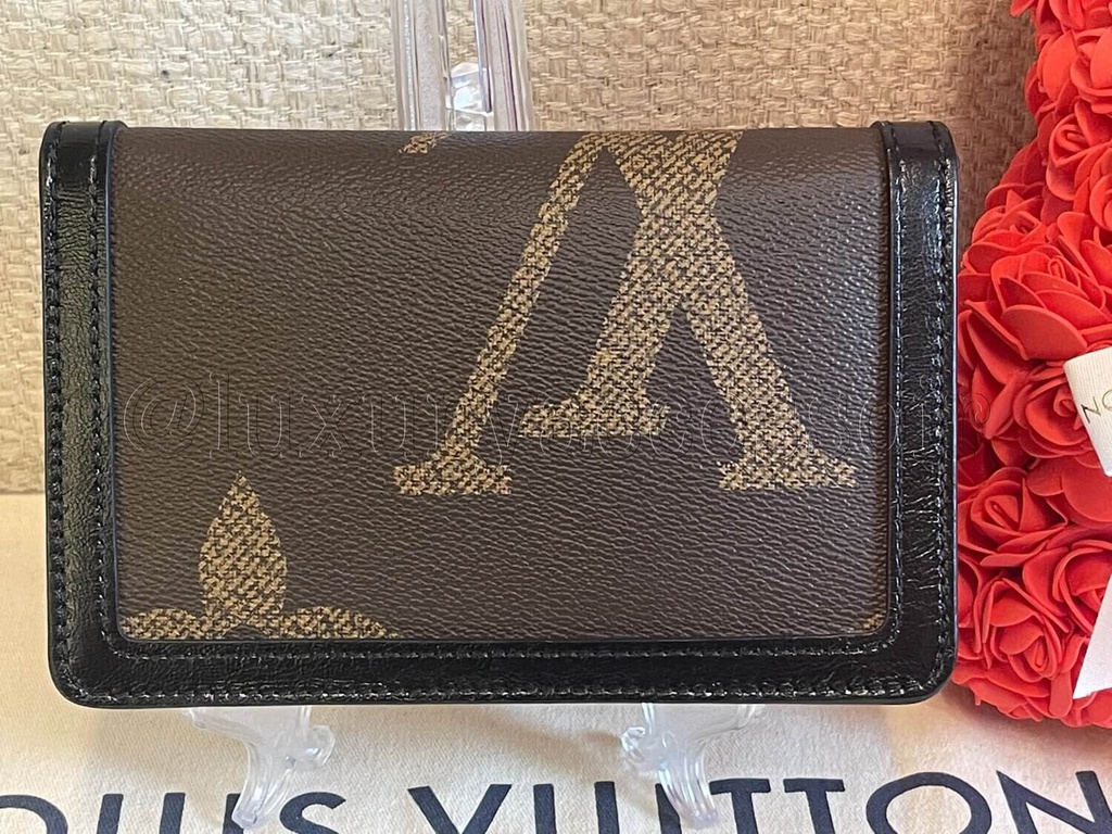 Louis Vuitton Monogram canvas Monogram Reverse Bumbag Dauphine Hip-Pack  Belt Bag Gürteltasche Sac Ceinture