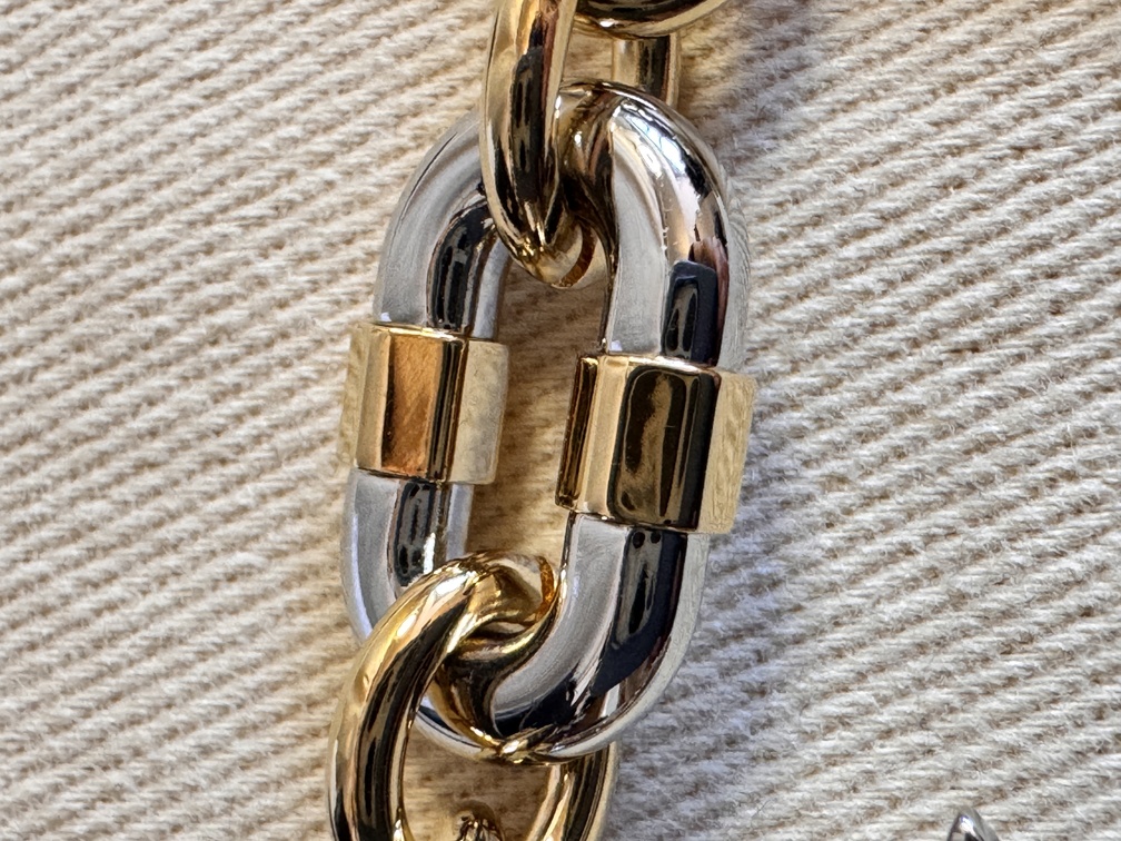 Taschenschmuck bagchain Fleur de Monogram