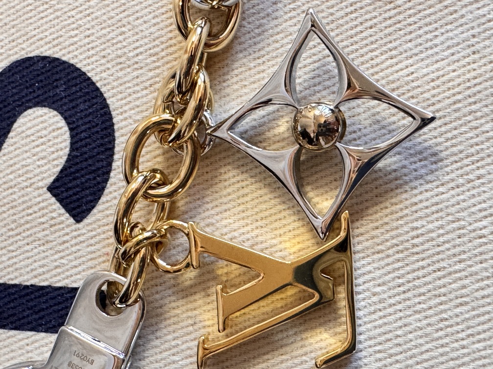 Taschenschmuck bagchain Fleur de Monogram