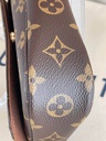 IVY Wallet on Chain bag