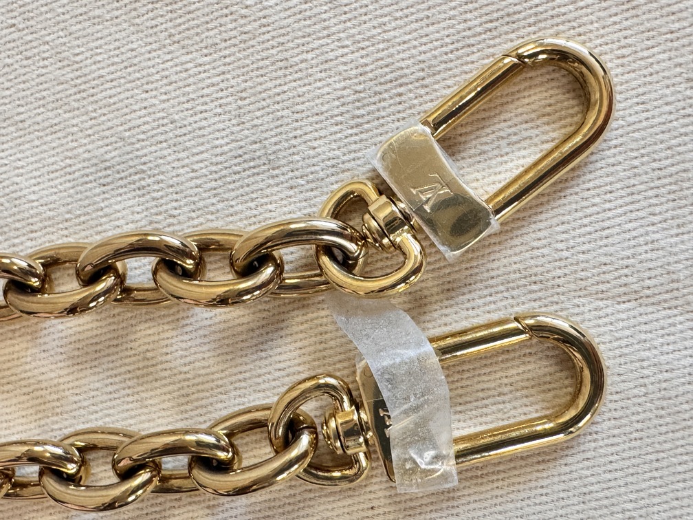 IVY Wallet on Chain bag Dune Monogram