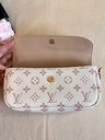 IVY Wallet on Chain bag Dune Monogram