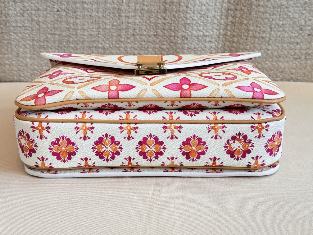 Pochette Metis By The Pool coral