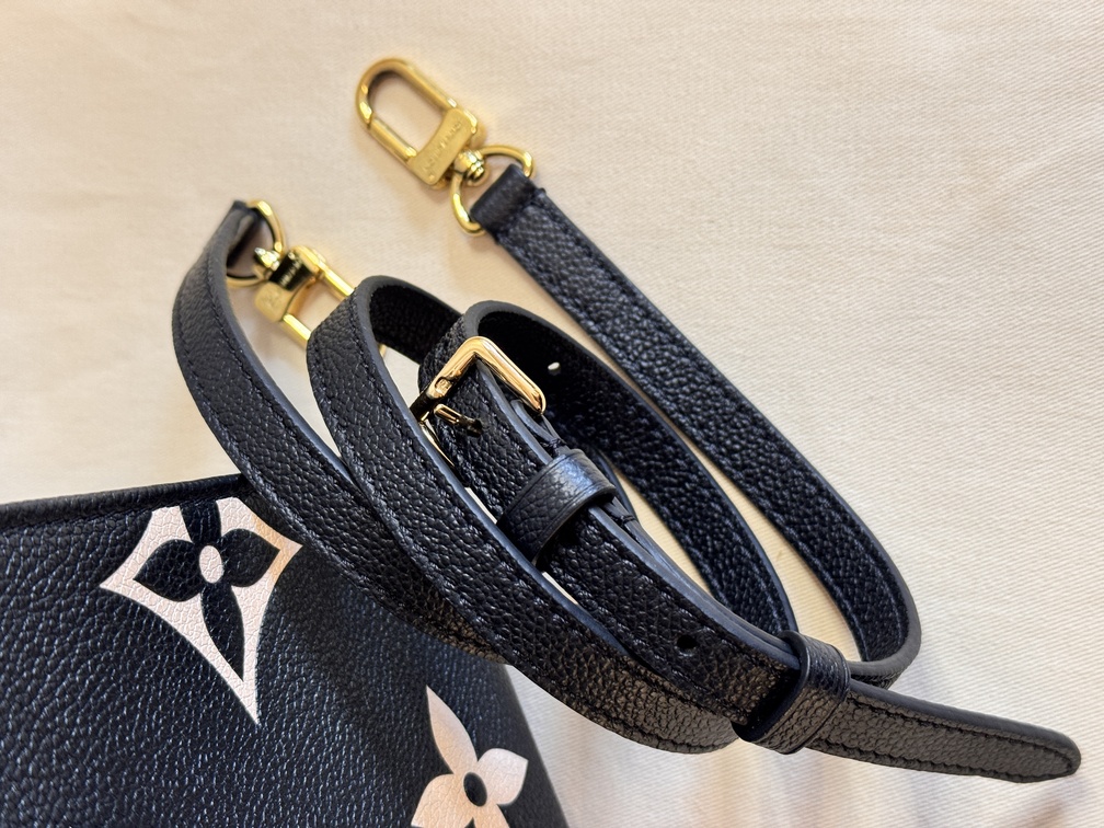 Onthego PM bicolor schwarz