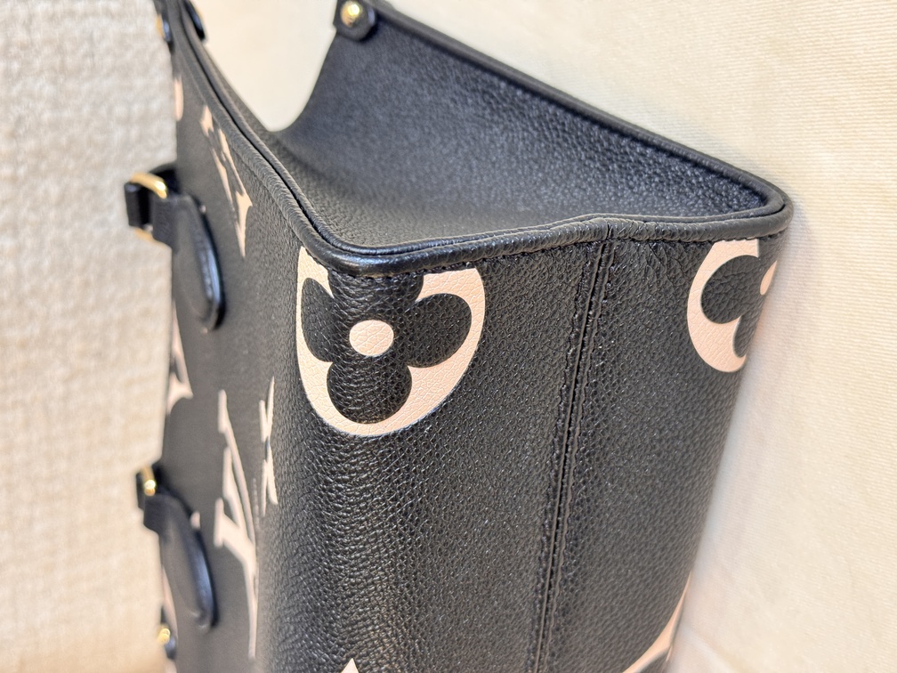 Onthego PM bicolor schwarz