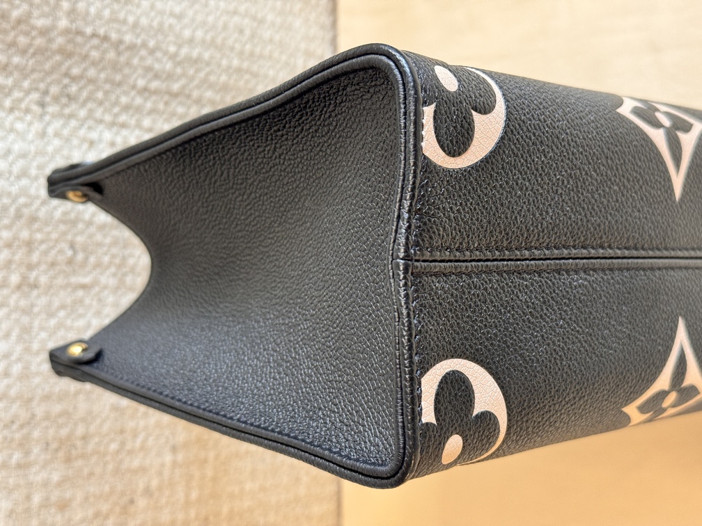 Onthego PM bicolor schwarz