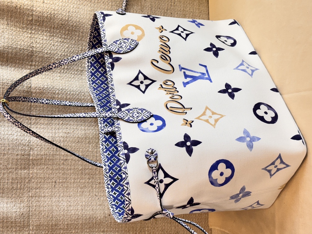 Neverfull GM Resort PORTO CERVO