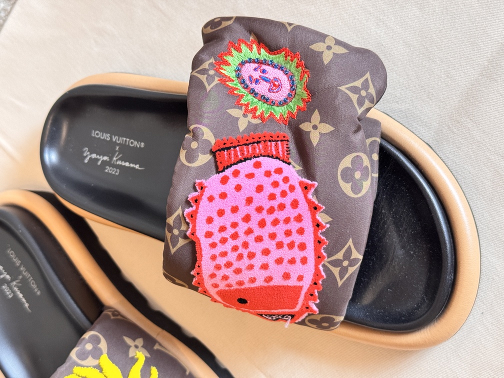 Sandalen Mules Kusama