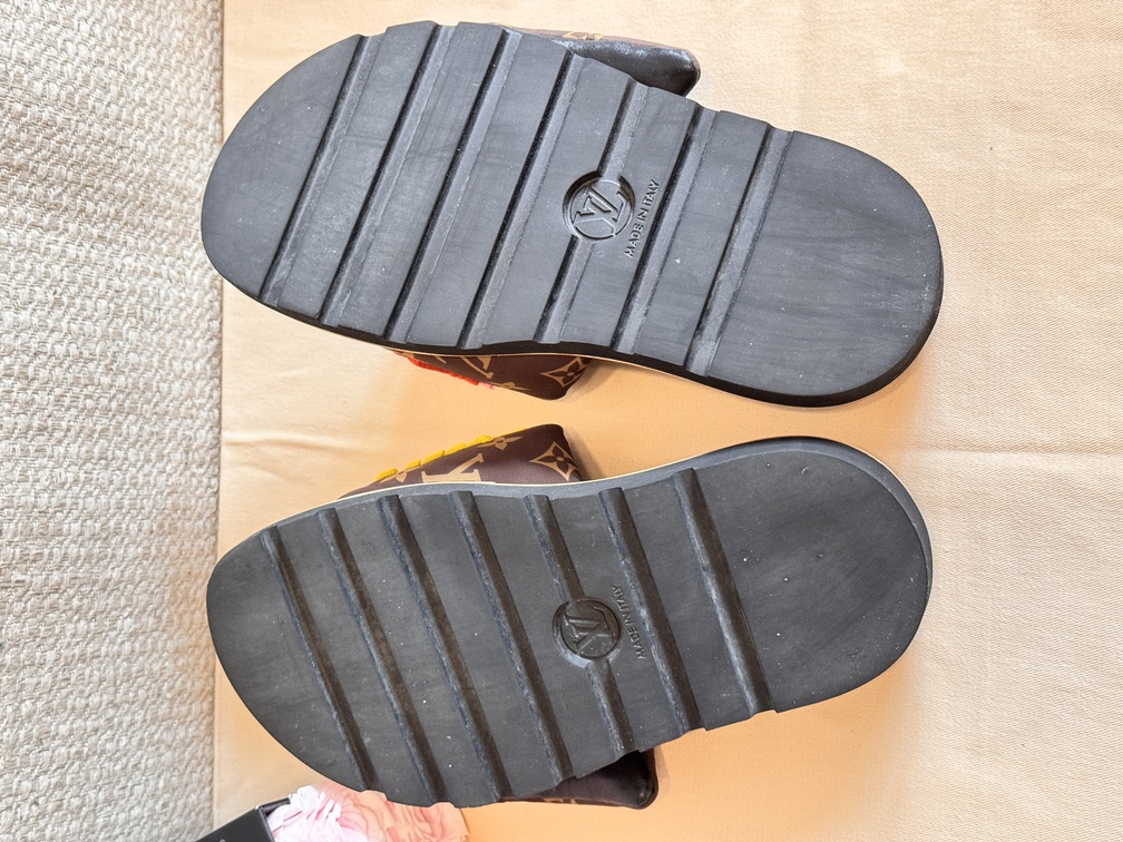 Sandalen Mules Kusama