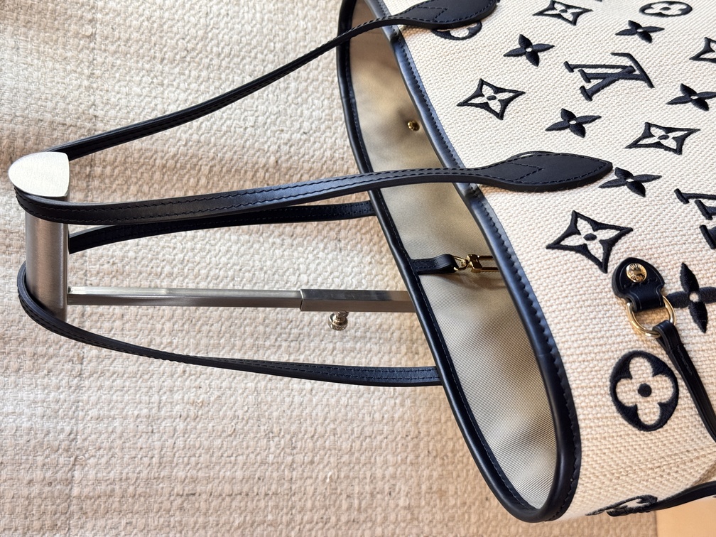 Neverfull MM Raffia