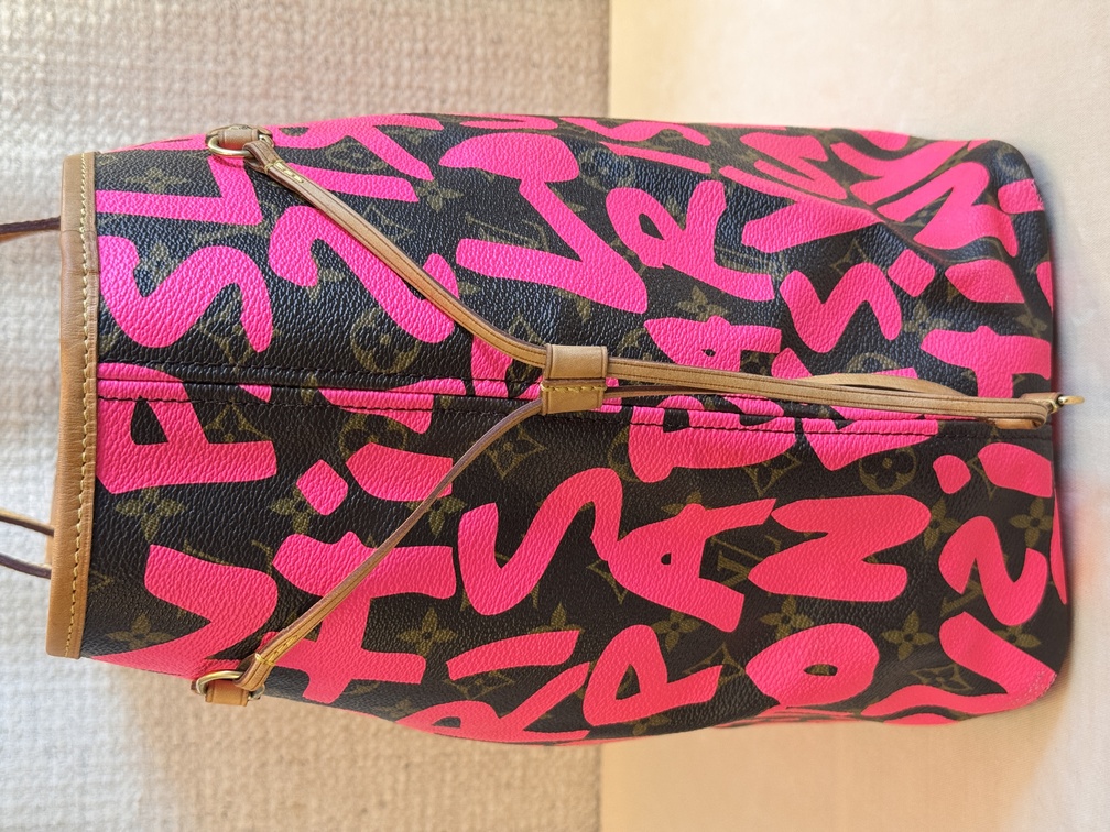 Neverfull GM Graffiti Pink