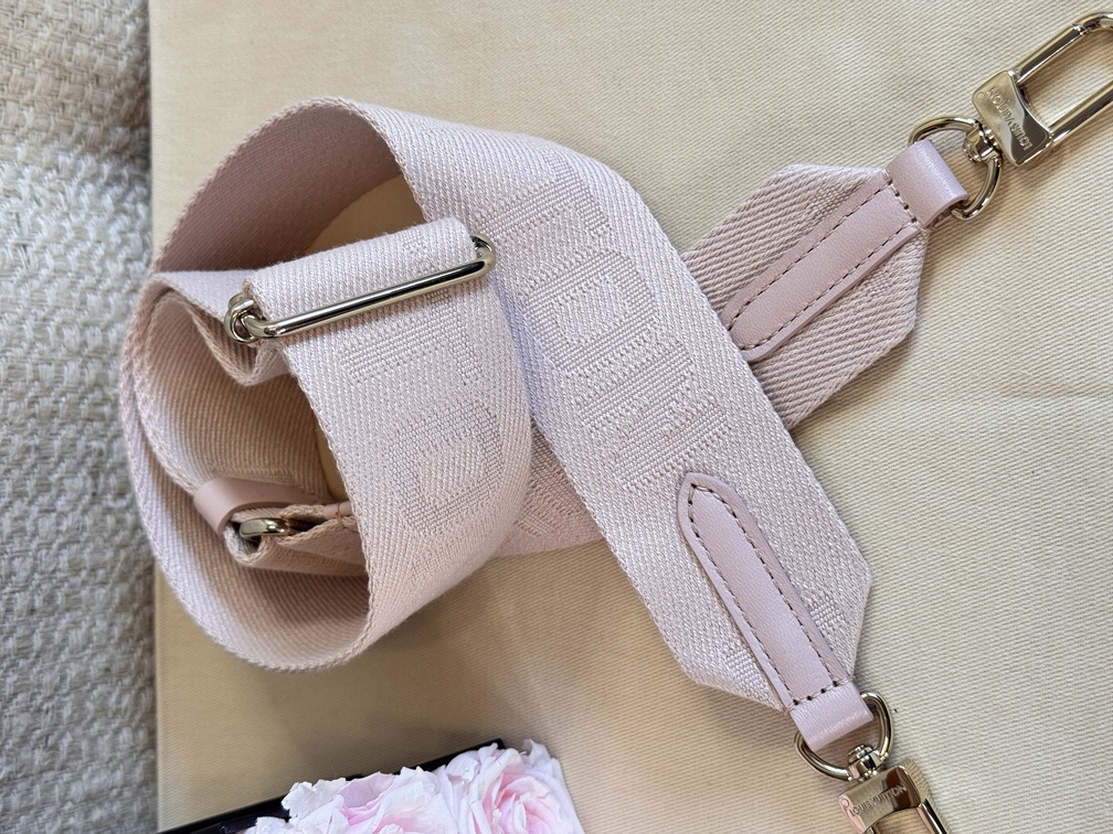 Bandouliere Coussin rose nude