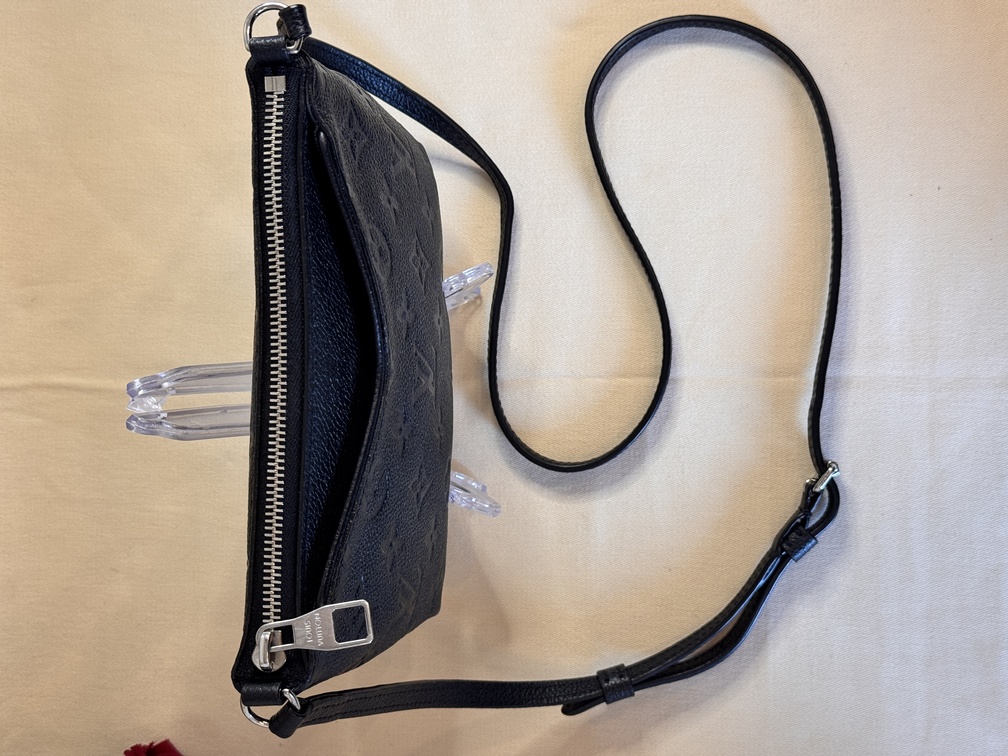 Pallas Clutch Empreinte