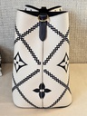 NeoNoe MM Embroidery
