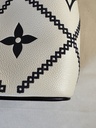 NeoNoe MM Embroidery