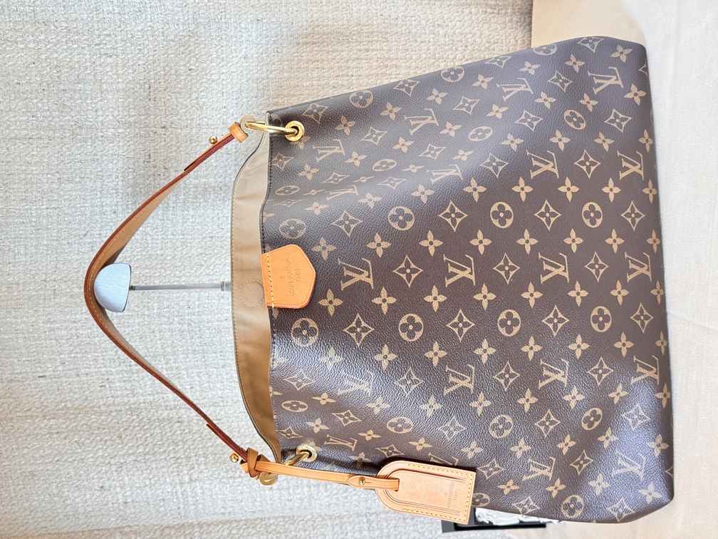 Graceful MM Monogram
