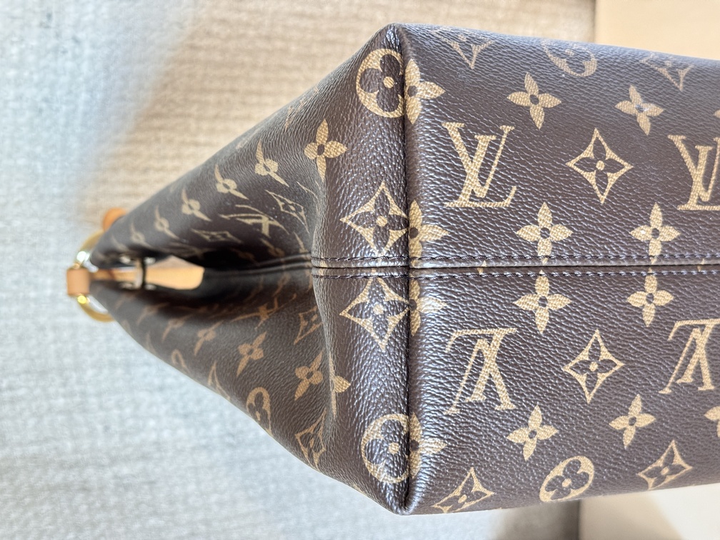 Graceful MM Monogram