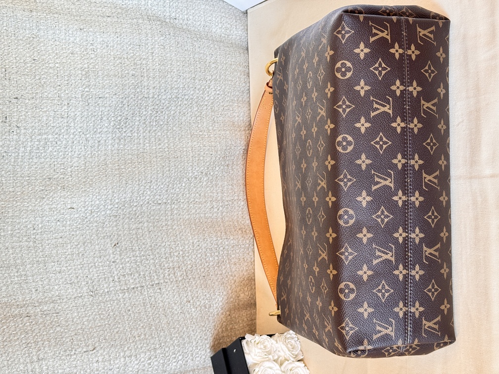 Graceful MM Monogram