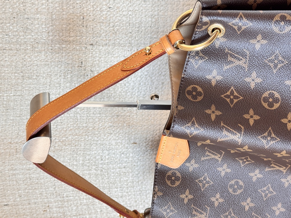 Graceful MM Monogram