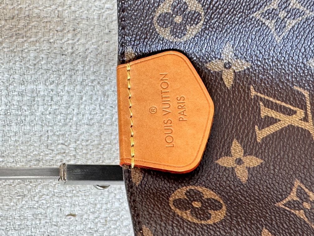 Graceful MM Monogram